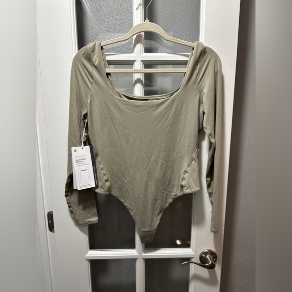 NWT Lululemon Wundermost Ultra-Soft Nulu Square-Neck Long-Sleeve Bodysuit - Picture 5 of 14